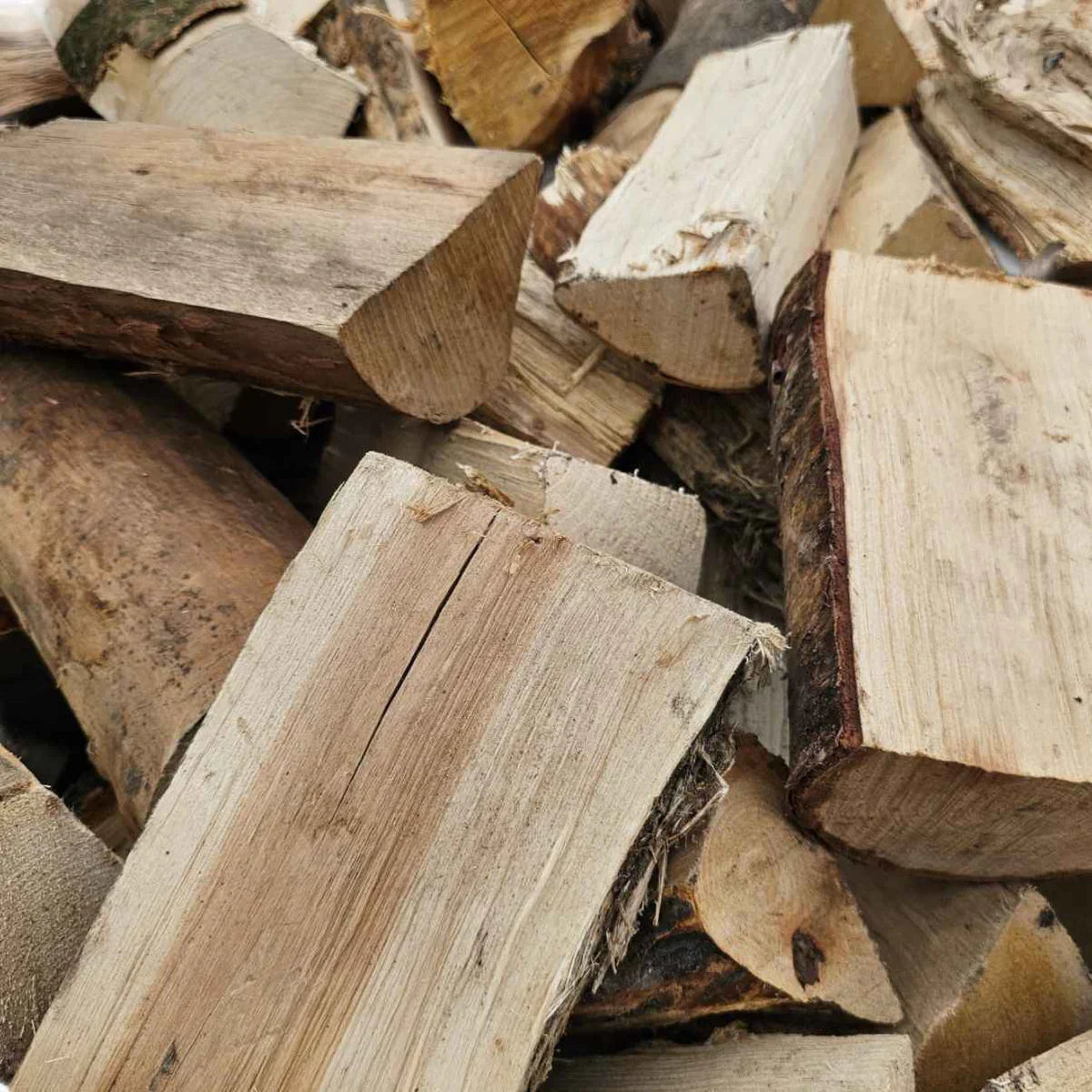 Dumpy Bag of Kiln Dried Hardwood Logs
